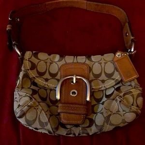 Coach Purse Excellent Condition!!